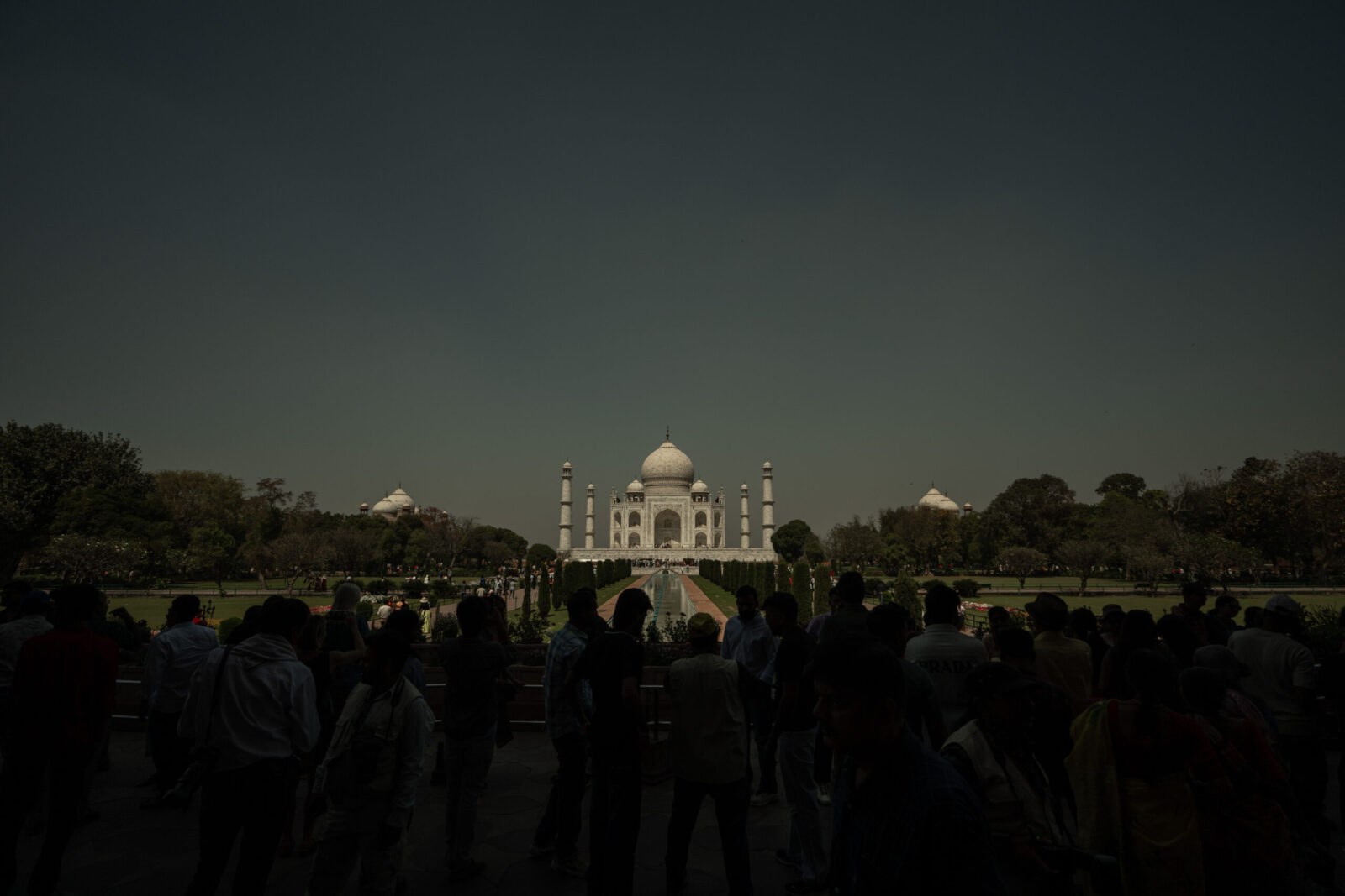 Couple Portrait at Taj Mahal