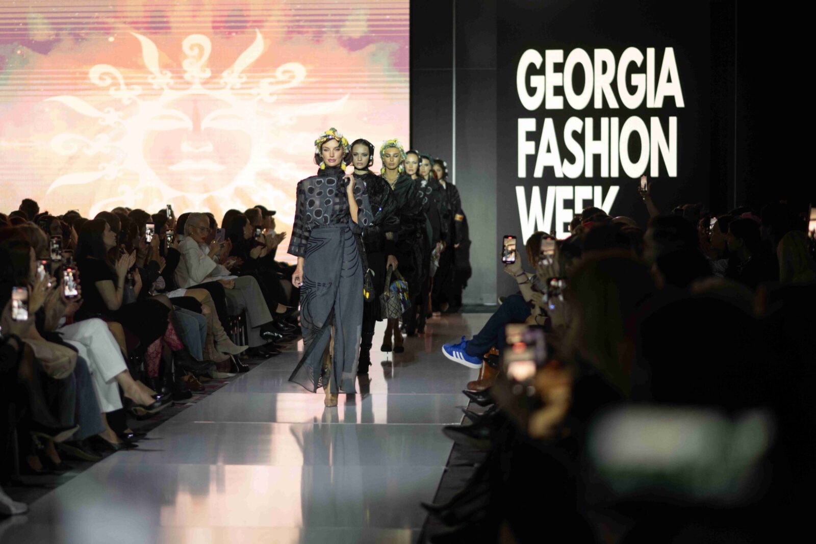 creative-fashion-shot