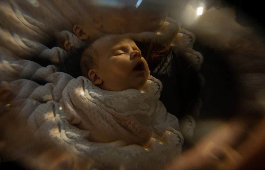 ნათლობის ცერემონია ეკლესიაში, ბავშვის ნათლობა თბილისში