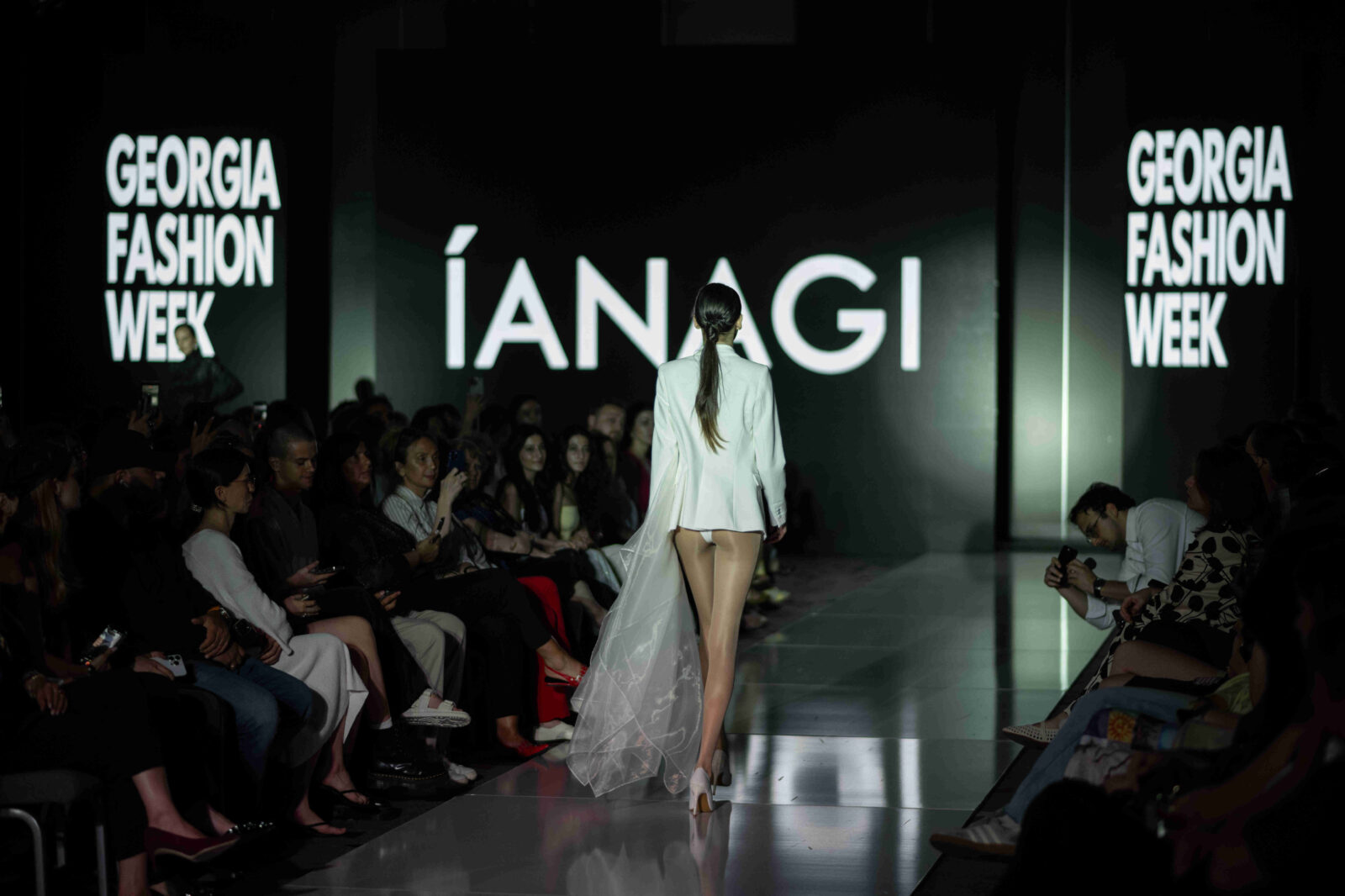 ianagi-white-editorial-shot